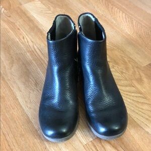 New Dansko Daisie Ankle Boots Black Leather